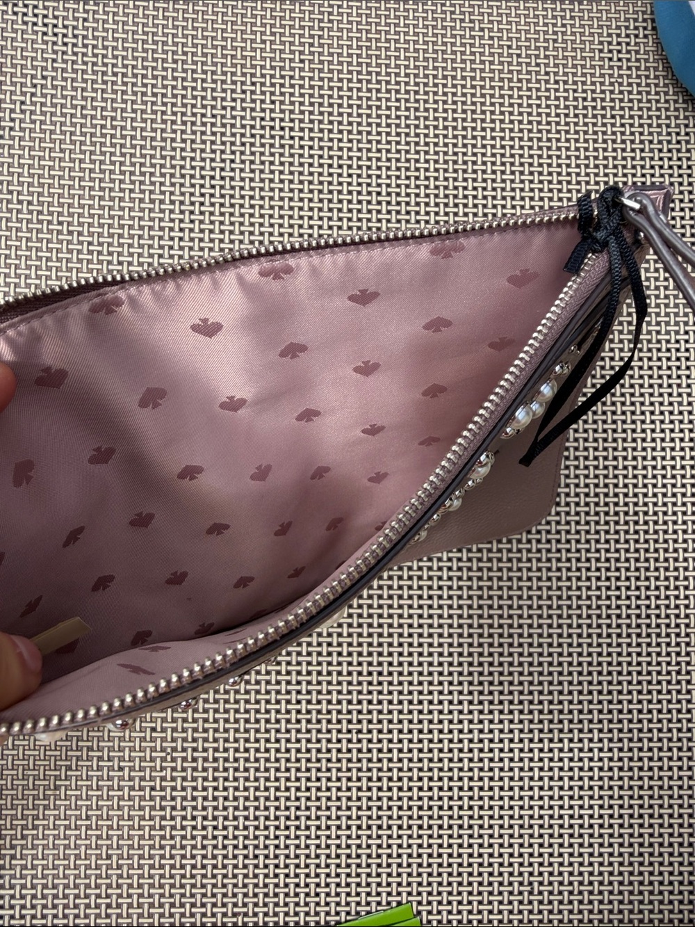 NWT Kate Spade Larchmont Avenue Gia Butterfly Clutch Pouch - Picture 4 of 4